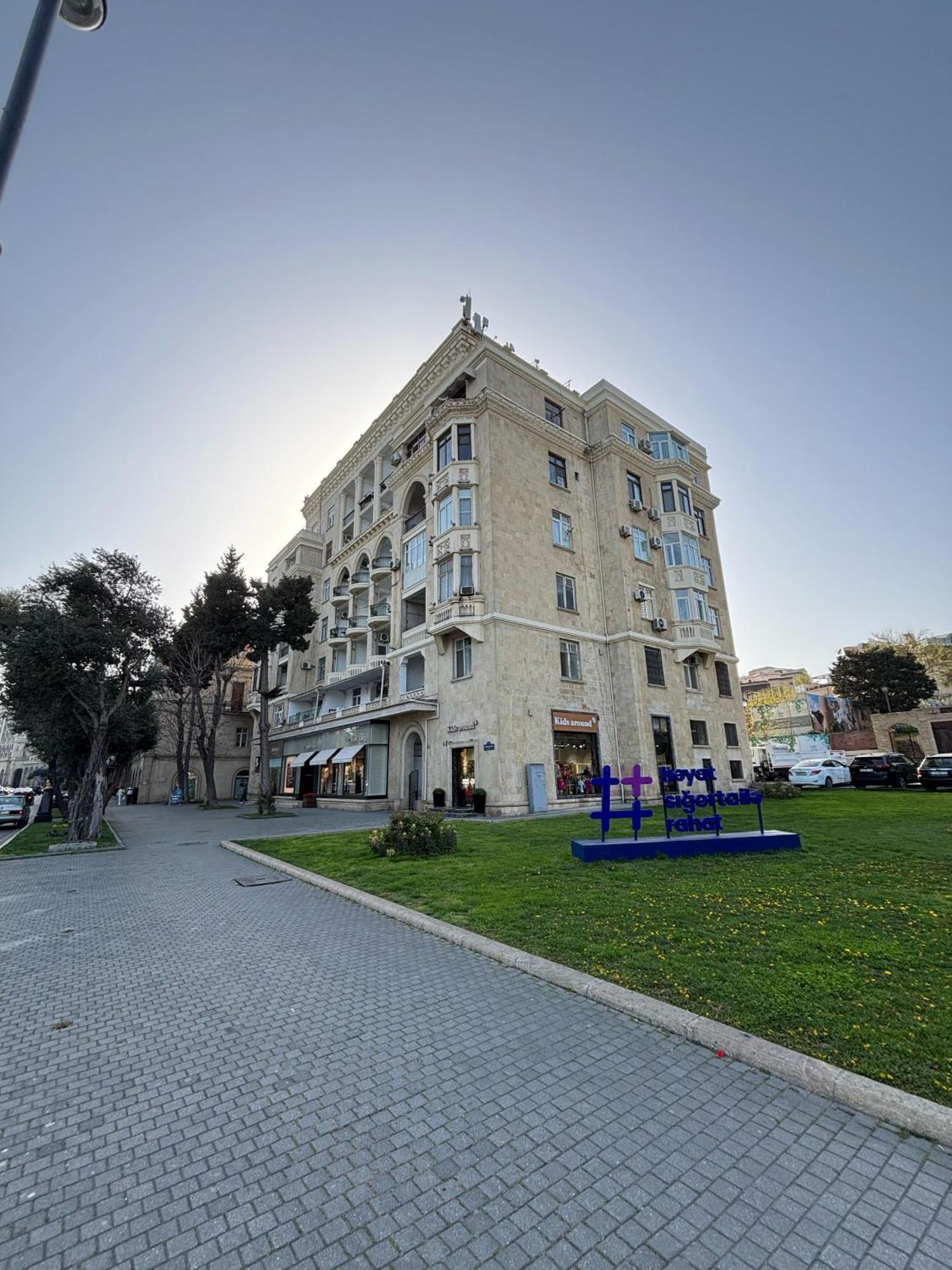 Maiden Sea View By Bakuapart Exterior photo